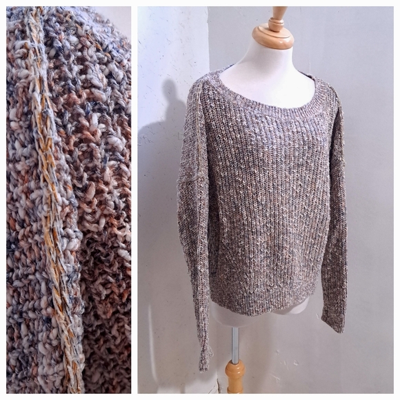 Abercrombie & Fitch | Multi color knit crew neck sweater - Picture 1 of 9